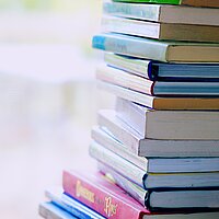 B&uuml;cherstapel